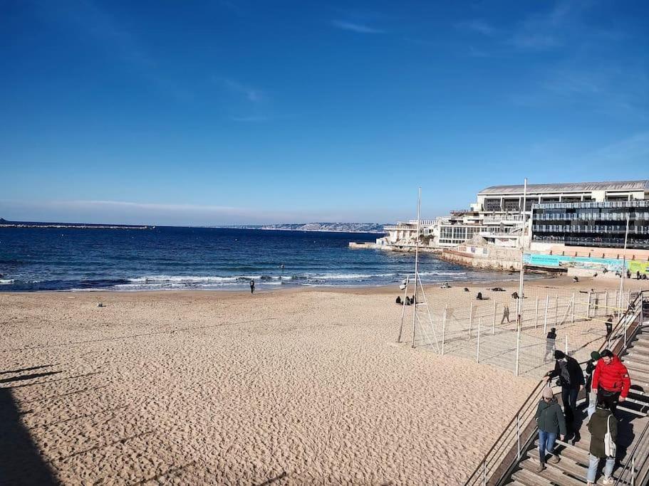 Studio Coin Nuit, Entre Plage Et Centre Marseille Exterior photo